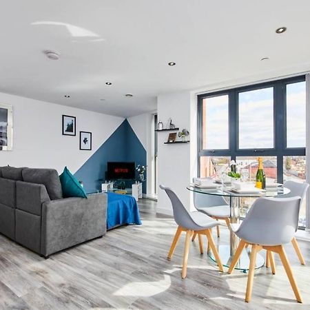 Stylish 2 Bed Apartment With Free Parking, Close To City Centre By Hass Haus Mánchester Exterior foto